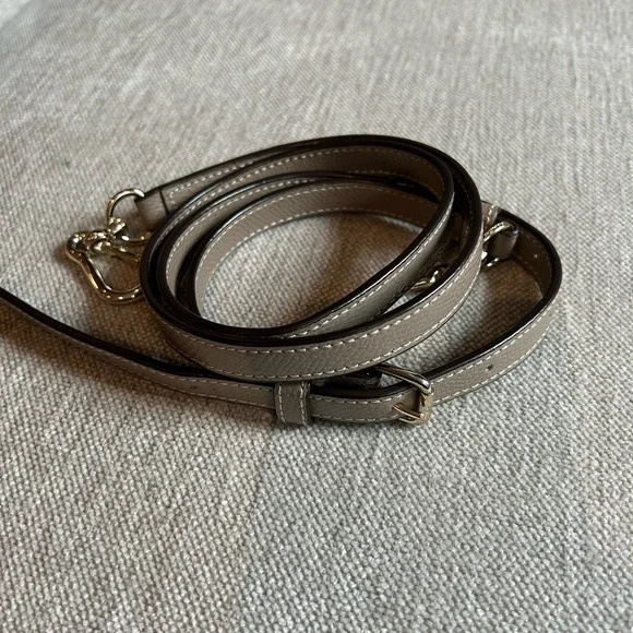 Coach Quinn Taupe Leather Domed Zipper Closure Top, Like New - Picture 3 of 6